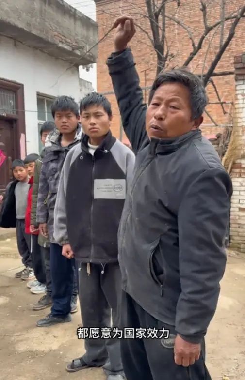 替补绝平!西甲33岁名将杀疯了:69分钟2球2助 脱衣秀肌肉